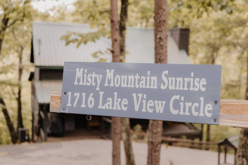 فيلا Misty Mountain Sunrise سيفيرفيل المظهر الخارجي الصورة